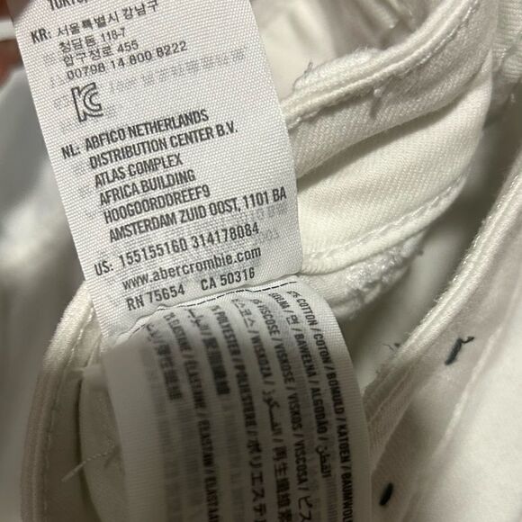 Abercrombie & Fitch White Jean Legging in White - Picture 4 of 7